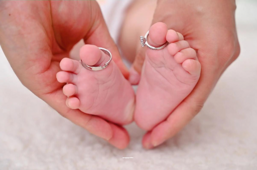 广州供卵代怀包生男孩宝宝有痱子怎么办 广州供卵代怀包生男孩宝宝有痱子怎么办